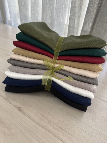 روسری ابریشم ژاکارد وارداتی قواره بزرگ 130