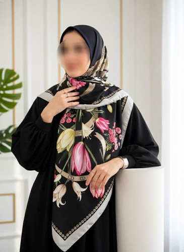 روسری ابریشم ساتن