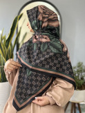 روسری نخی طرحدارقواره بزرگ