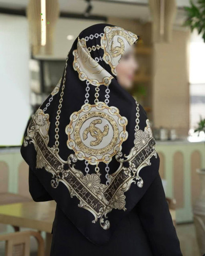 روسری ابریشم کجراه توییل قواره۱۴۰