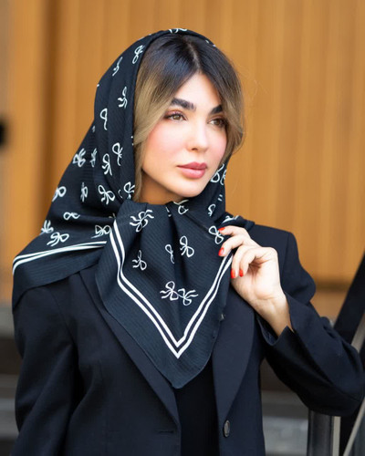 روسری پاپیونی نخ اسکالر