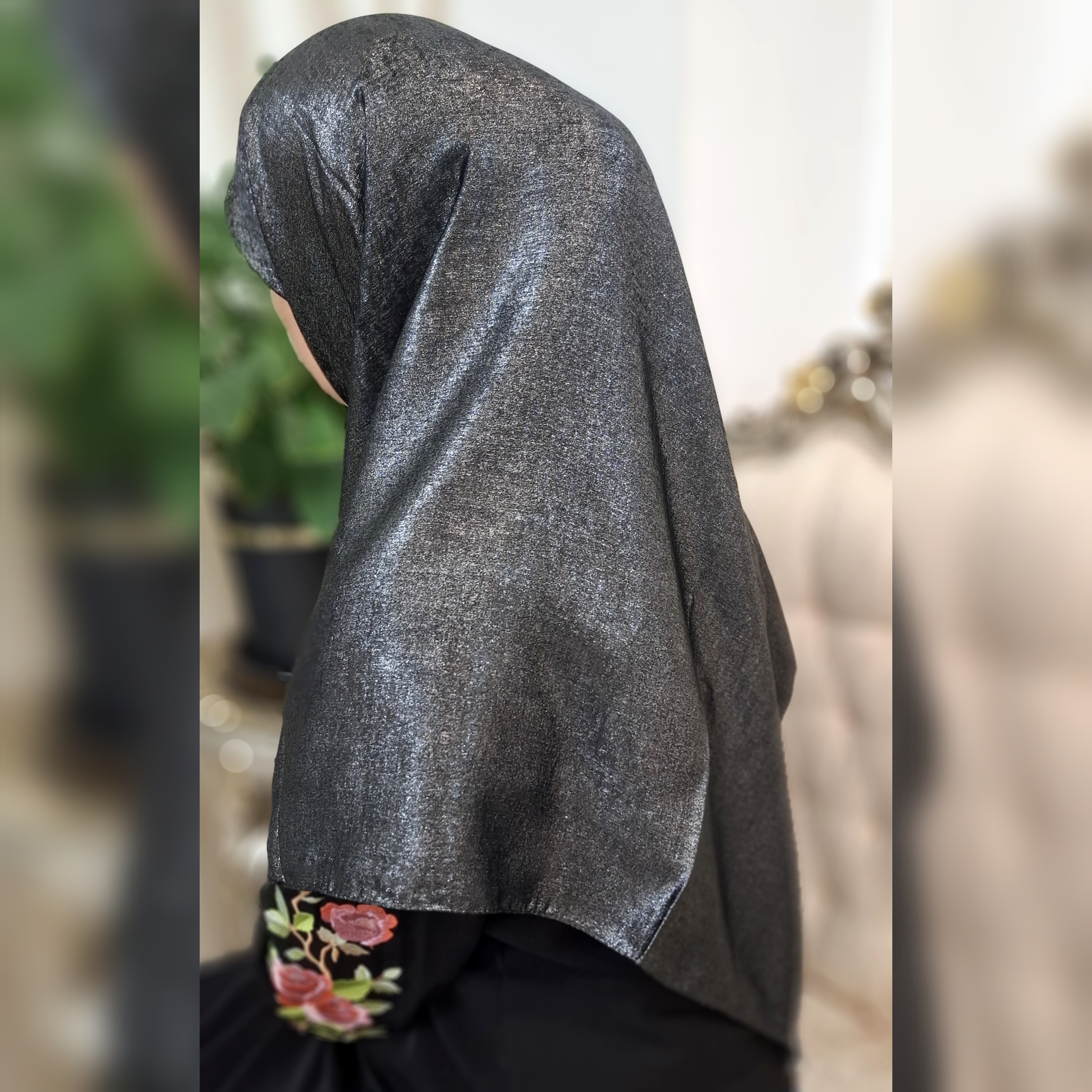 روسری فلورانس مجلسی شاین‌دار زنانه قواره بزرگ 130 با ایستایی عالی