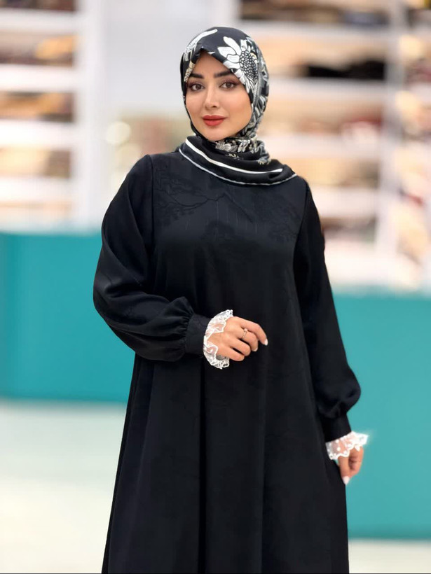 عبازنانه