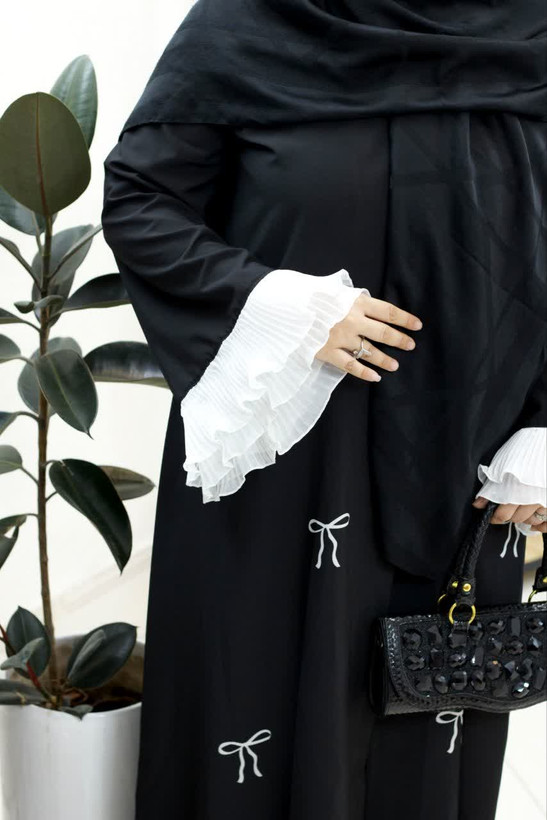 عبا پاپیونی زنانه