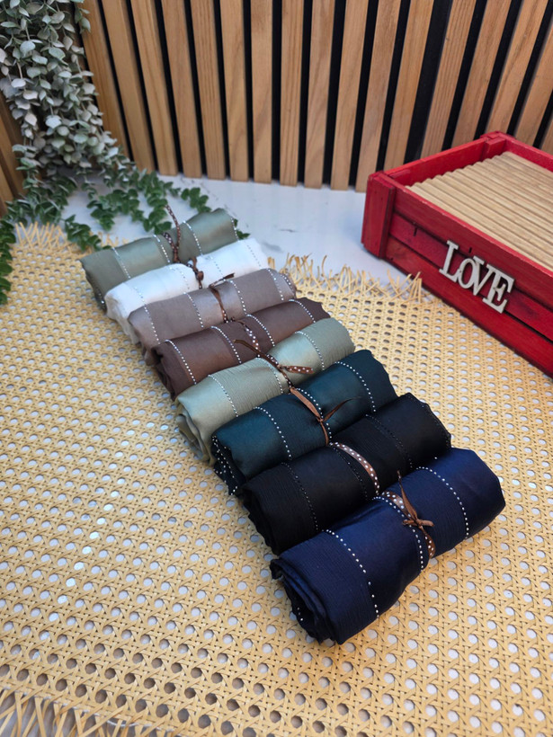 روسری ویکتوریا نگین دارقواره۱۰۰زنانه
