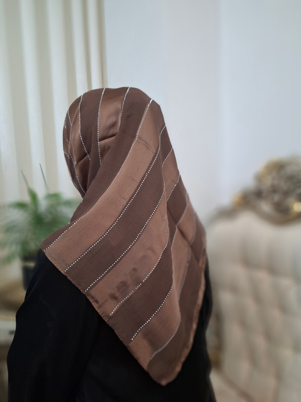 روسری ویکتوریا نگین دارقواره۱۰۰زنانه