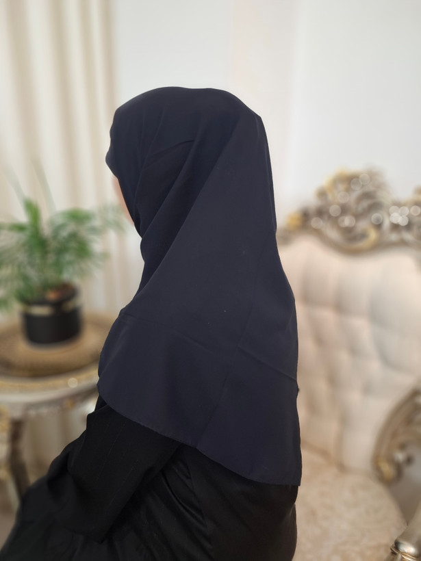 روسری کرپ شکری زنانه قواره۱۲۵ دارای رنگبندی