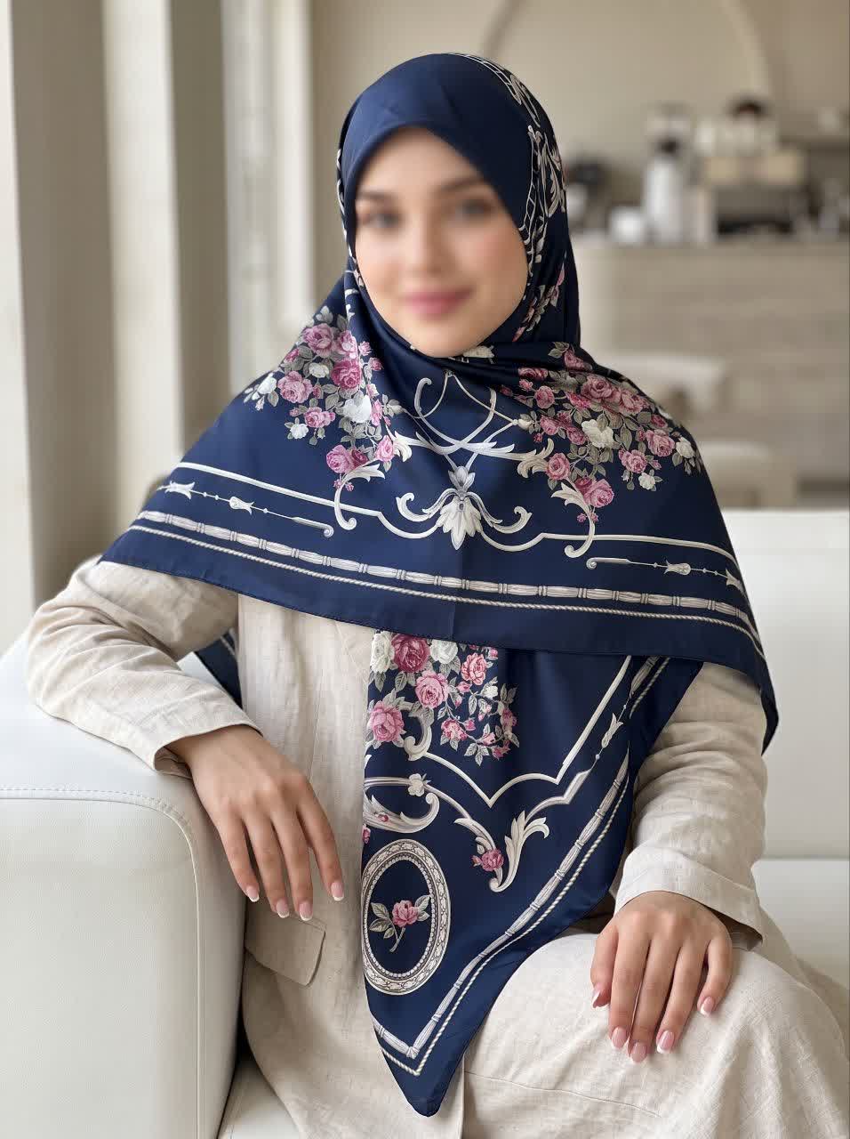 روسری ابریشم ساتن قواره۱۳۵