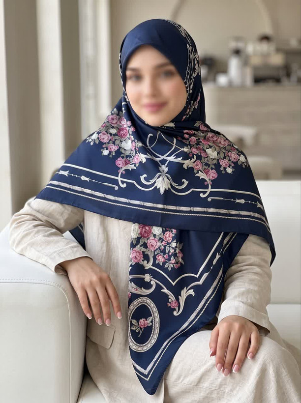 روسری ابریشم ساتن قواره۱۳۵